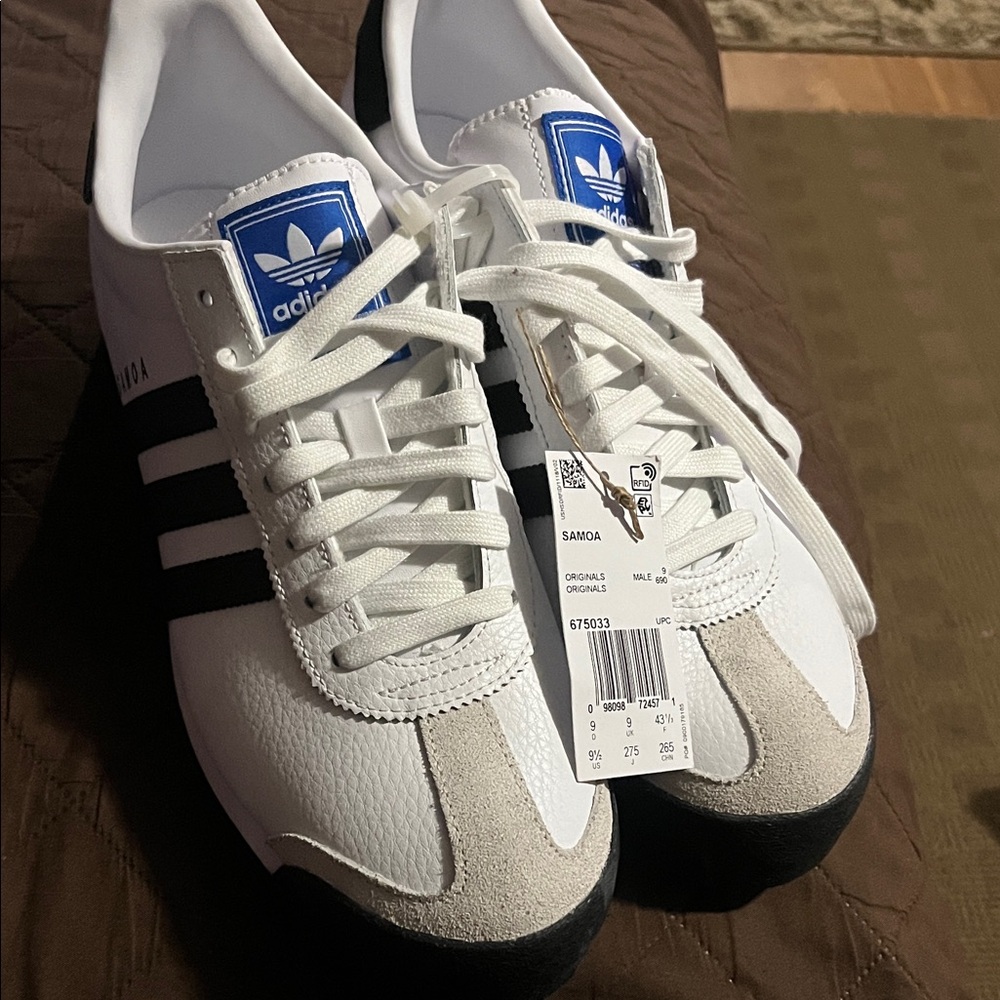 Adidas Men's White and Black Samba Sneakers